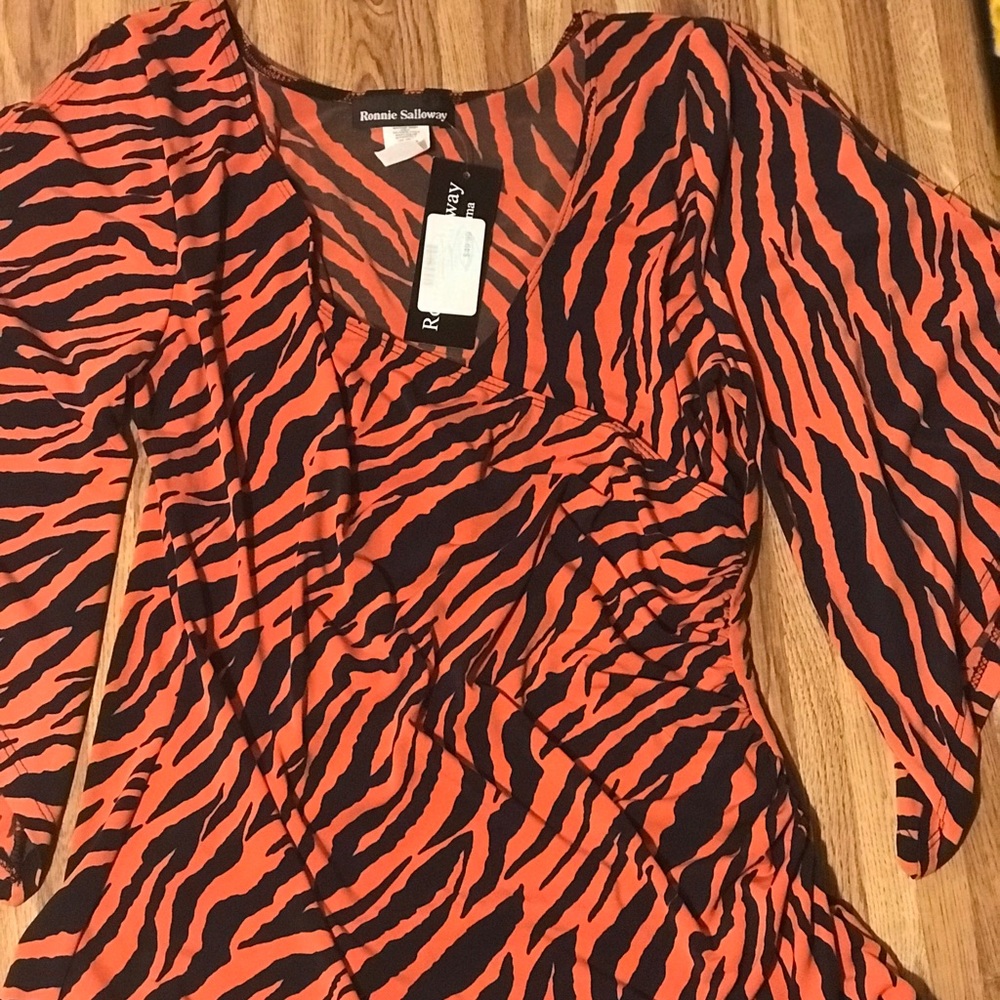 Ronnie salloway blouse